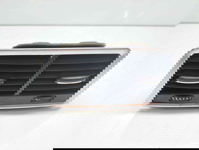  Grila aerisire spate Audi Q7 (4LB) [Fabr 2006-2014] 4L0819203