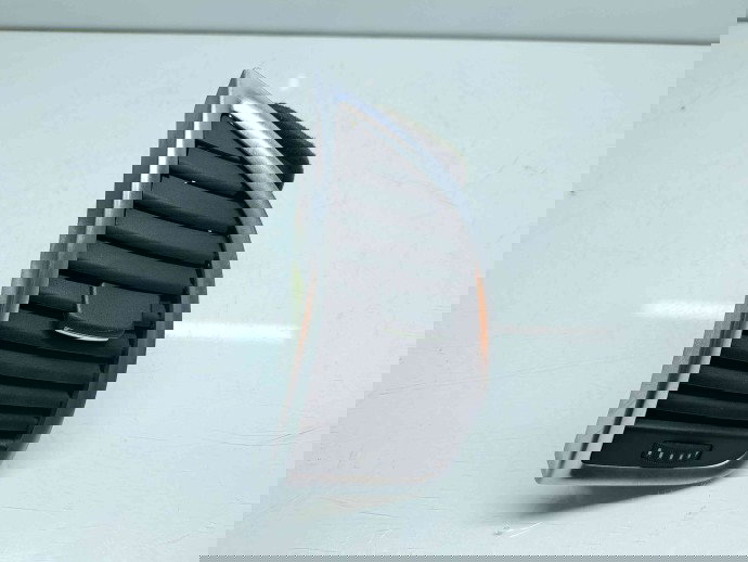  Grila aerisire stanga Audi Q7 (4LB) [Fabr 2006-2014] 4L0820901T