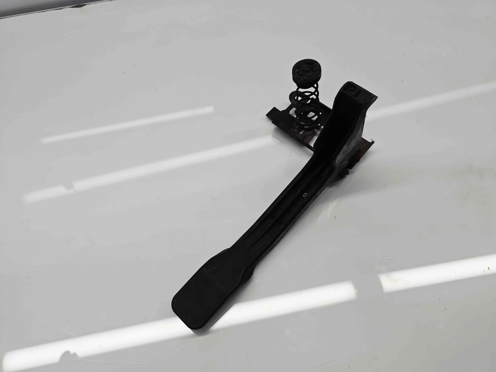 Maner deschidere capota Renault Megane 3 (B95) [Fabr 2008-2016] 656030006R - imagine 2