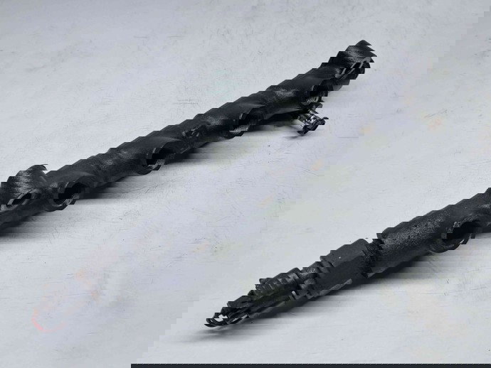 Rampa injectoare Toyota Rav 4 II (CLA2, XA2, ZCA2, ACA2) [Fabr 2000-2006] OEM 2.0  