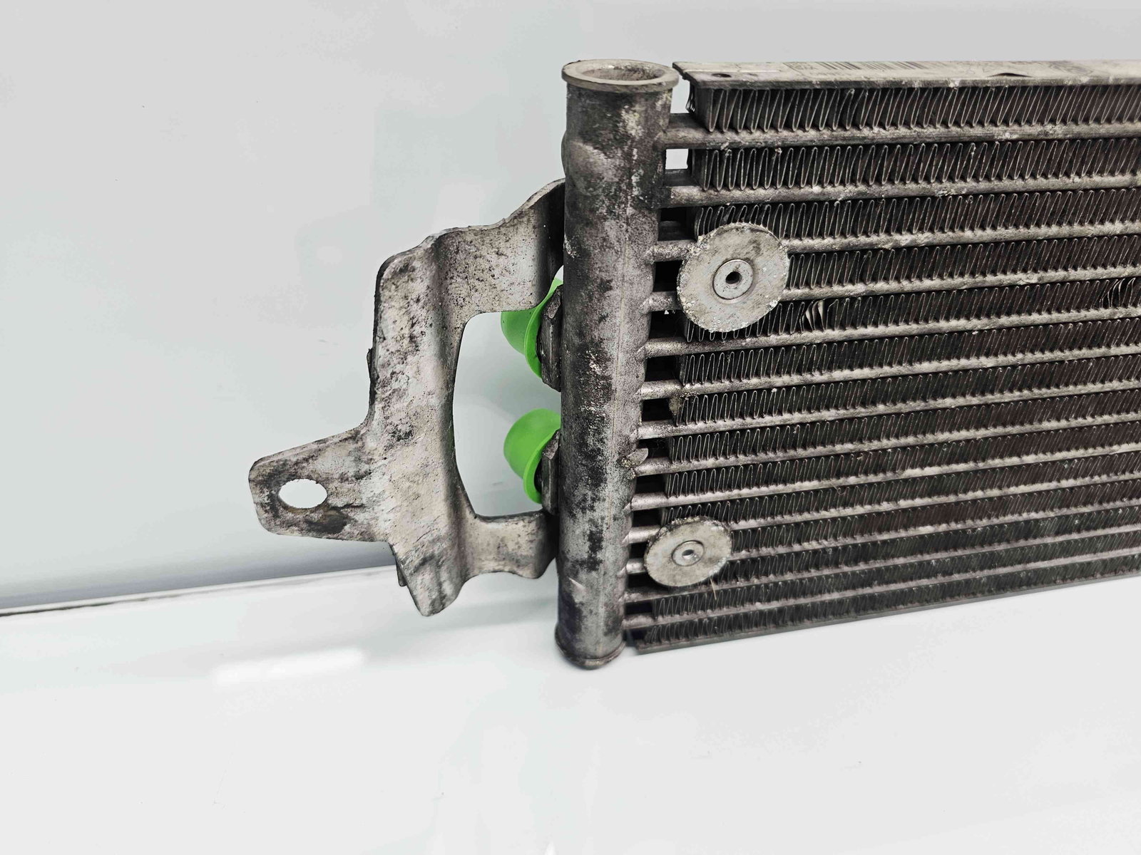 Radiator ulei cutie Audi Q7 (4LB) [Fabr 2006-2014] 7L0317021 3.0 TDI CASA 176KW / 240CP - imagine 4