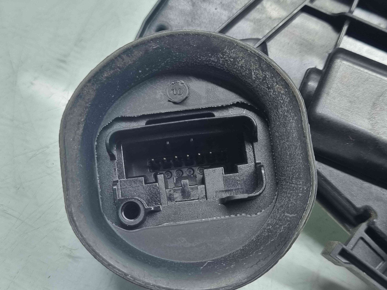 Broasca usa dreapta spate Volkswagen Golf 6 (5K1) [Fabr 2009-2013] 5K4839016H - imagine 3