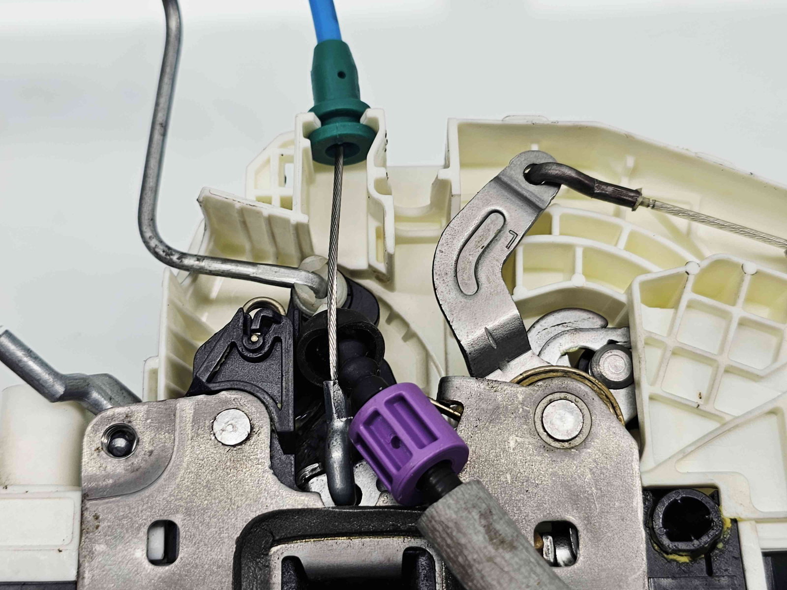 Broasca usa stanga spate Mercedes Clasa A (W176) [Fabr 2012-2018] A2047303535 - imagine 4