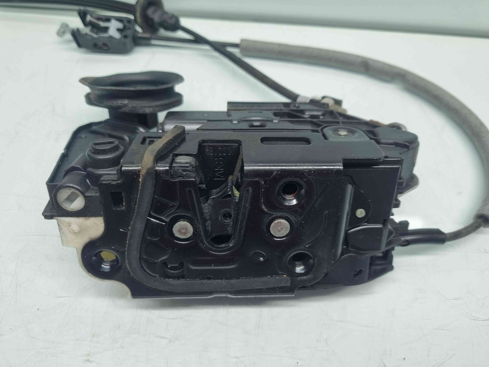 Broasca usa stanga spate Volkswagen Golf 6 (5K1) [Fabr 2009-2013] 5K4839015H - imagine 2