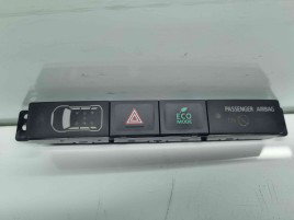 Buton avarii MITSUBISHI Outlander III [Fabr 2012-2014] 8002B409