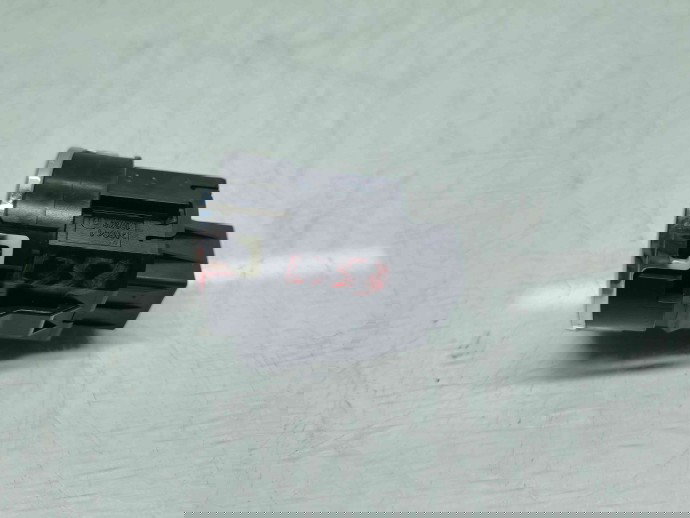 Buton diferential MITSUBISHI Outlander III [Fabr 2012-2014] 8602A079