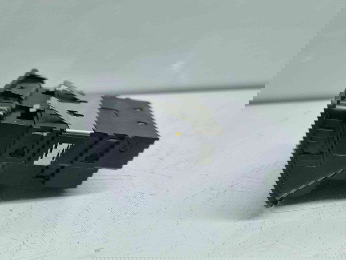  Buton frana de mana Mercedes Clasa A (W176) [Fabr 2012-2018] A2469050451