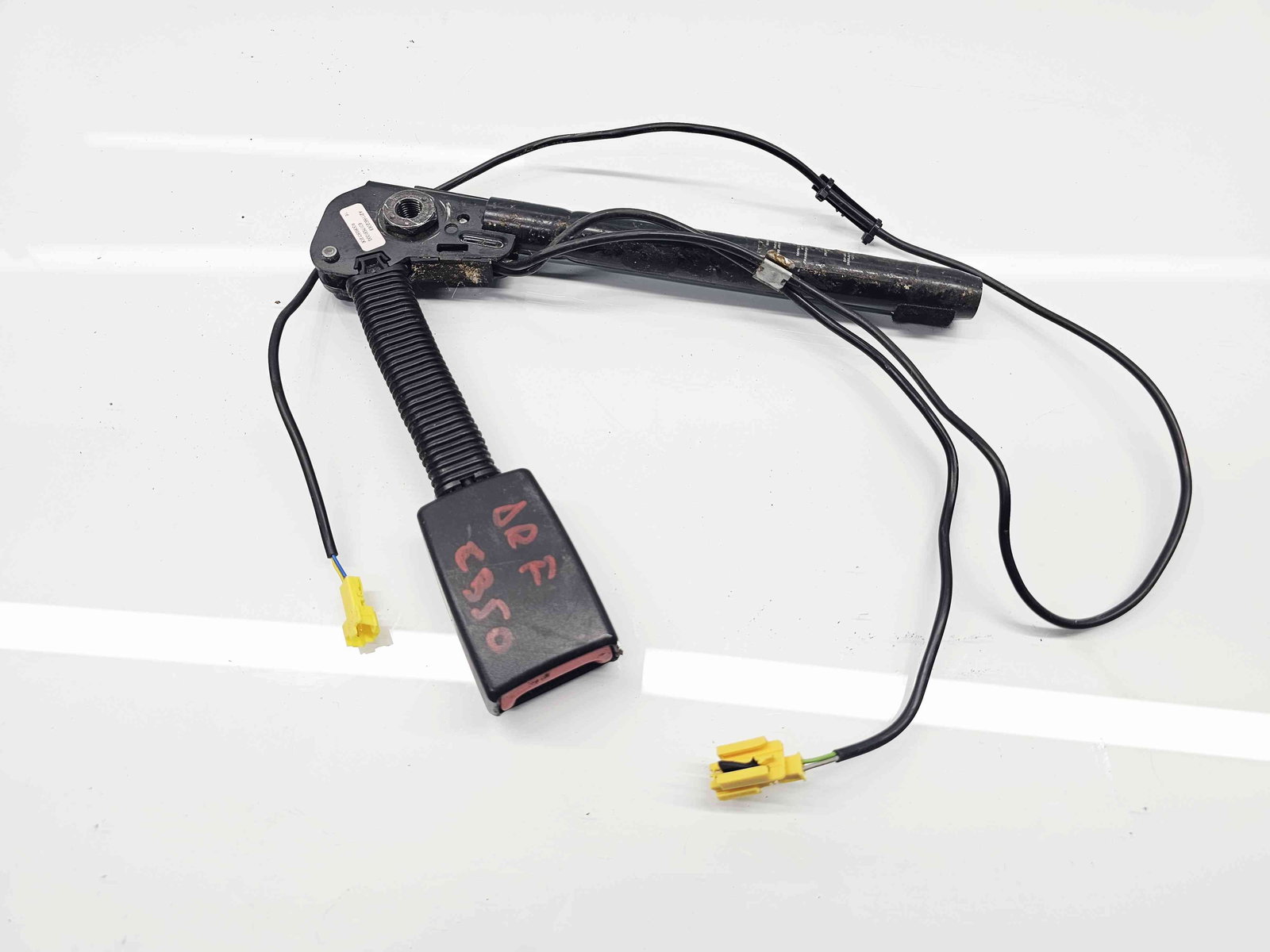 Capsa centura dreapta fata Mercedes Clasa E T-Model (S211) [Fabr 2003-2009] Facelift A2118602069 - imagine 1