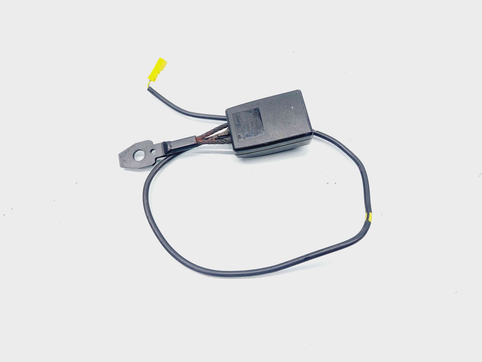 Capsa centura dreapta fata Mercedes Clasa CLK (C209) [Fabr 2002-2009] A2038602669 - imagine 1