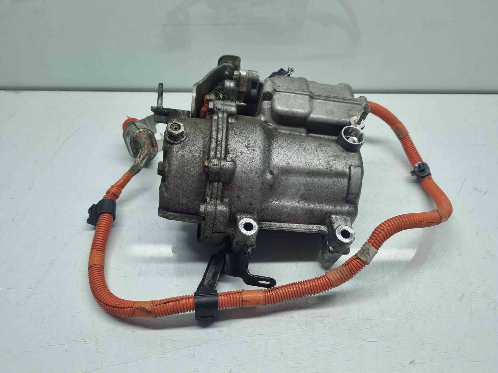 Compresor clima MITSUBISHI Outlander III [Fabr 2012-2014] AKJ200A202B 2.0 Hibrid 4B11 149KW / 203CP - imagine 1