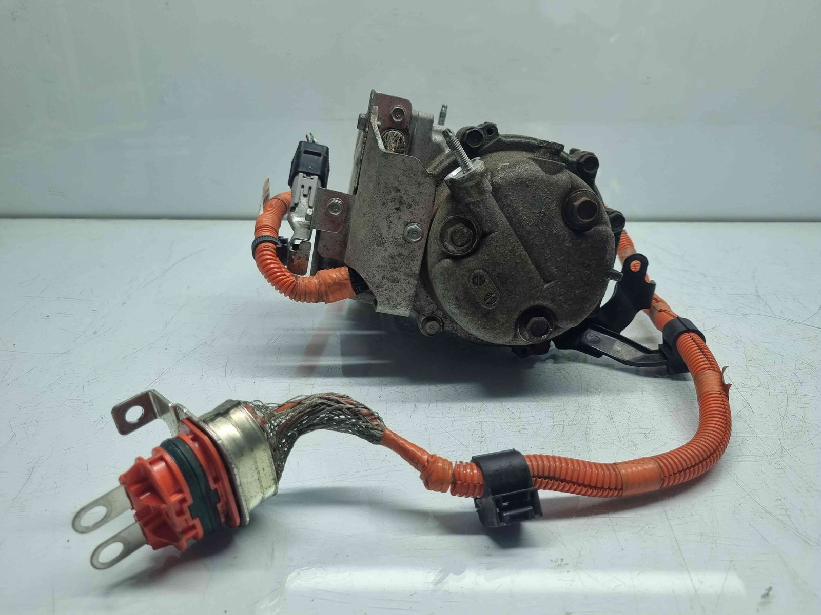 Compresor clima MITSUBISHI Outlander III [Fabr 2012-2014] AKJ200A202B 2.0 Hibrid 4B11 149KW / 203CP - imagine 4