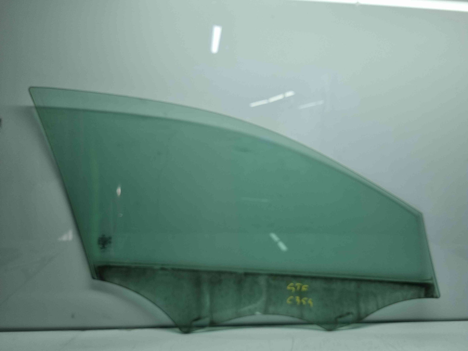 Geam usa stanga fata Mercedes Clasa A (W176) [Fabr 2012-2018] OEM - imagine 3