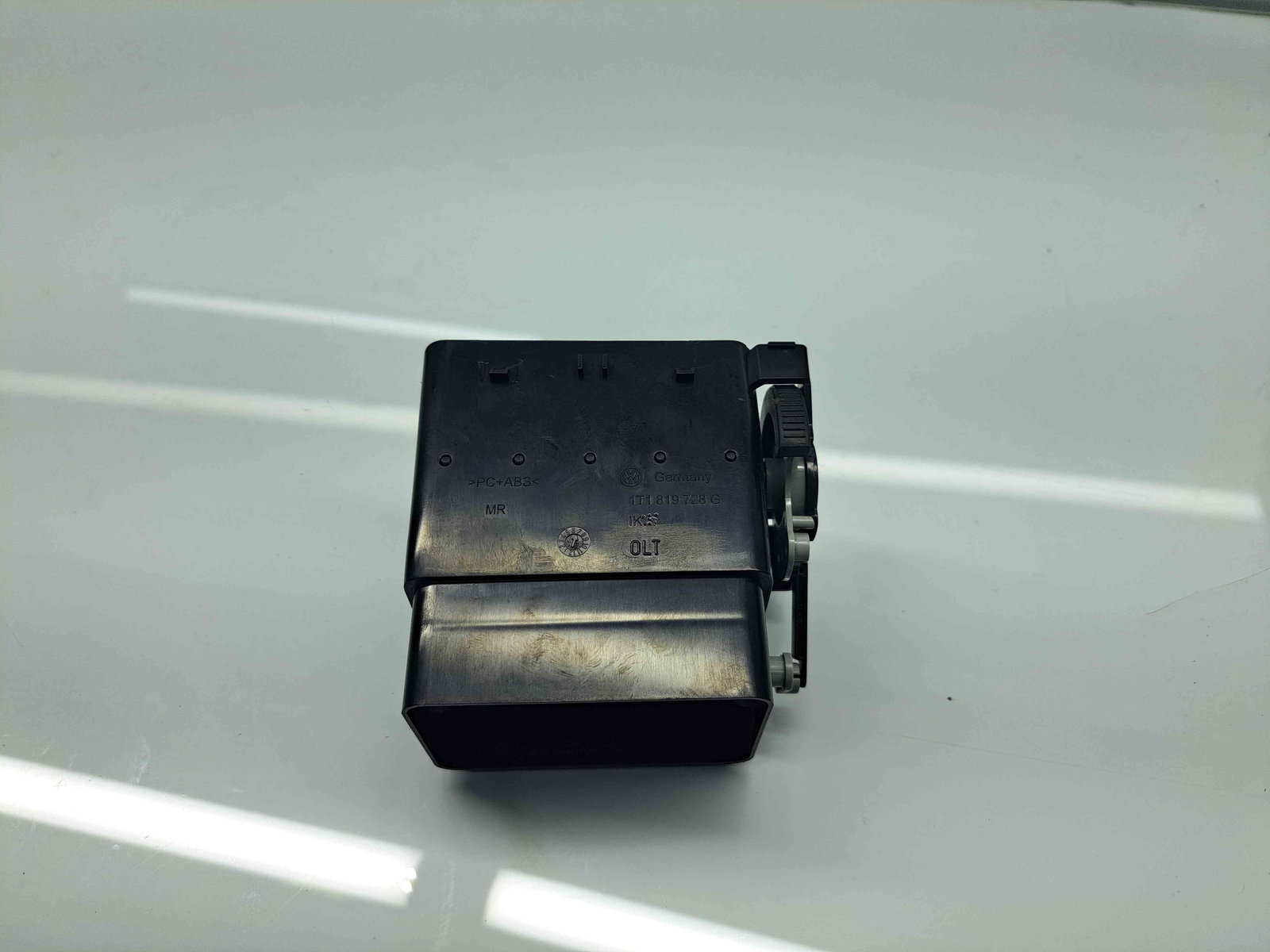 Grila aerisire centrala Volkswagen Touran II (1T3) [Fabr 2010-2015] 1T1819728 - imagine 3