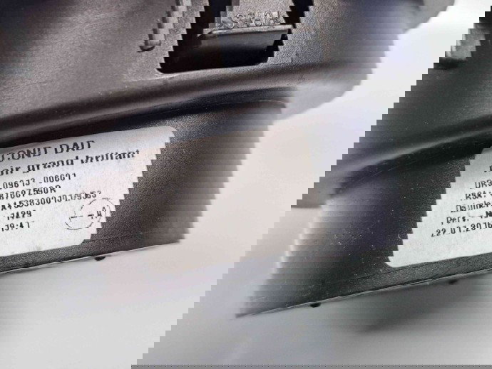  Grila aerisire centrala SMART Fortwo Coupe (W453) [Fabr 2014-2019] 687607590R