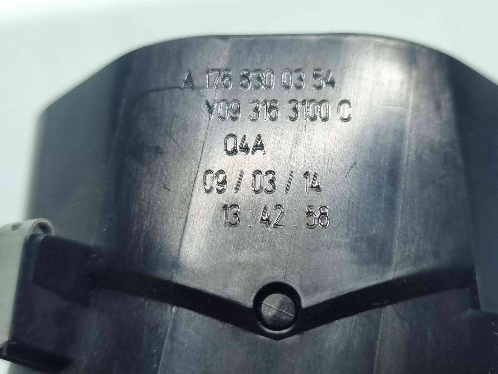 Grila aerisire stanga Mercedes Clasa A (W176) [Fabr 2012-2018] A176830 03 54 - imagine 6