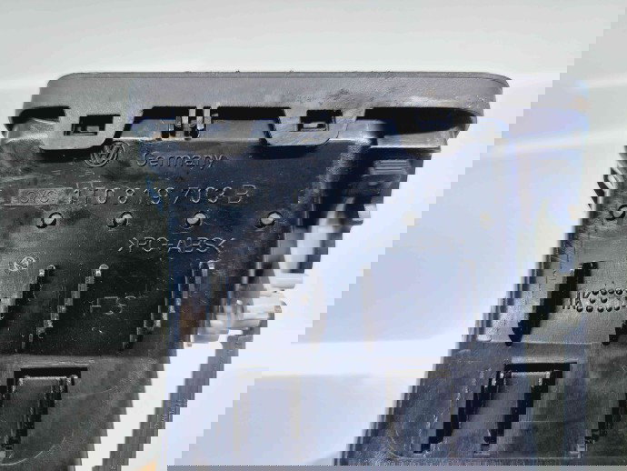  Grila aerisire stanga Volkswagen Touran (1T1, 1T2) [Fabr 2003-2010] Facelift 1T0819703B