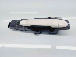 Maner usa stanga fata Nissan Juke [Fabr 2010-2014] Hatchback 326 Brilliant White