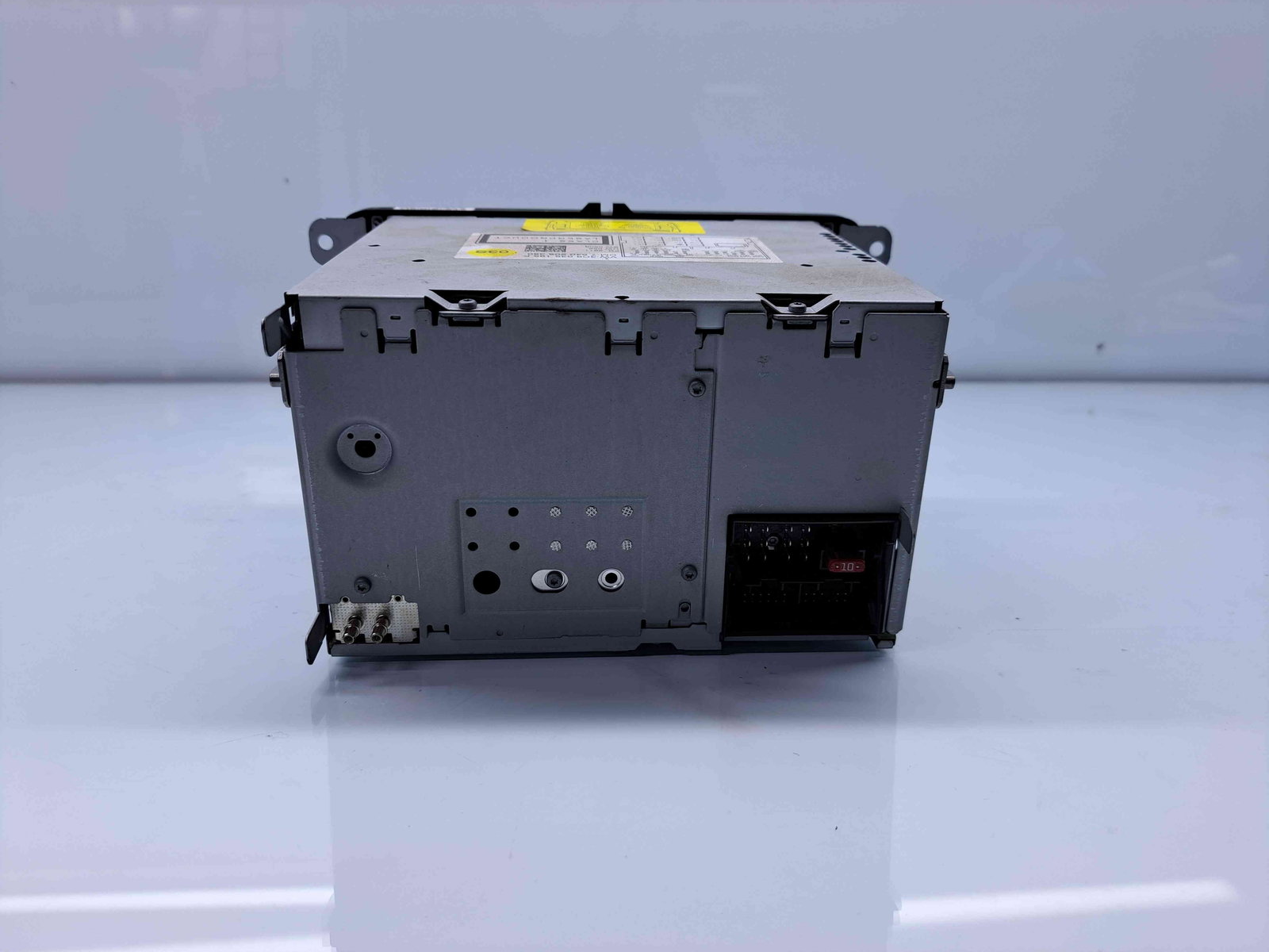 Radio CD cu navigatie Volkswagen Touran II (1T3) [Fabr 2010-2015] 3C8035195 - imagine 2