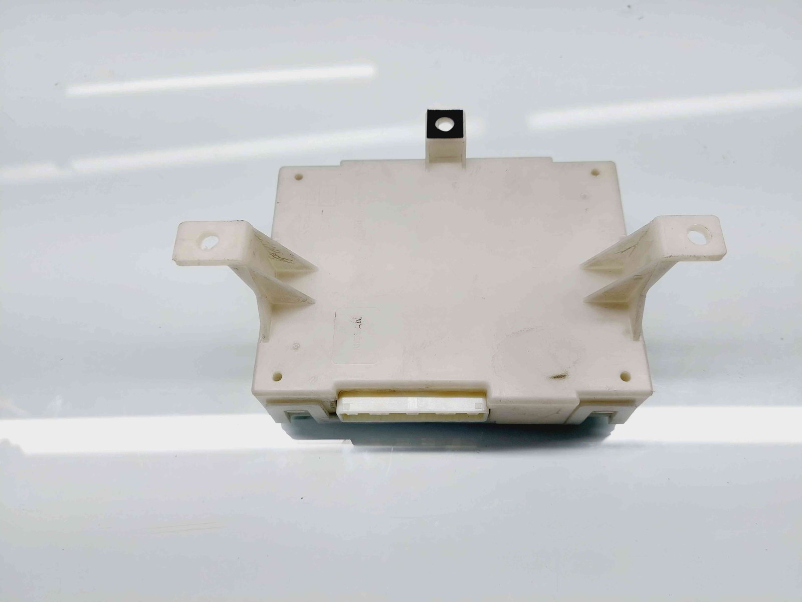 Modul confort Nissan Juke [Fabr 2010-2014] Hatchback 27760 1KK0A - imagine 2