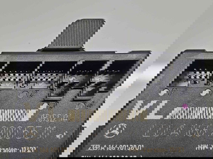  Modul confort Mercedes Clasa A (W176) [Fabr 2012-2018] A1669005511