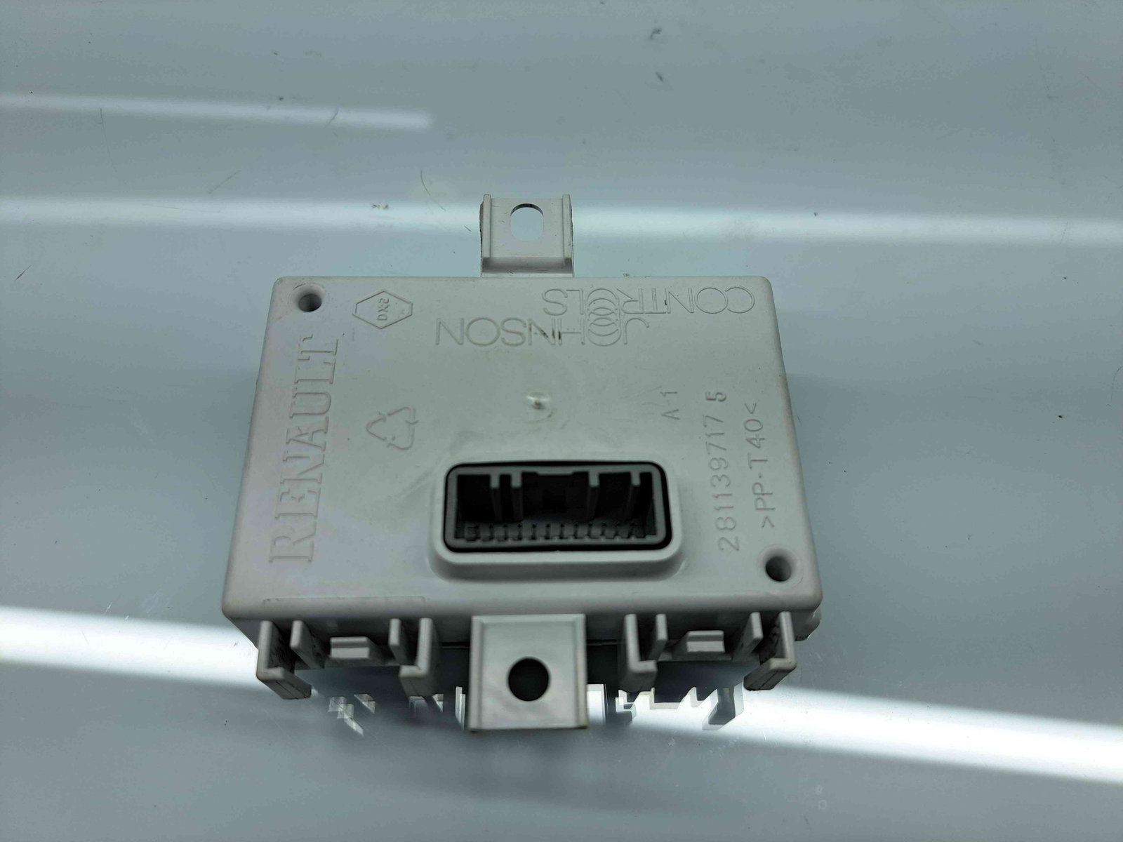 Modul multimedia SMART Fortwo Coupe (W453) [Fabr 2014-2019] 281139717 - imagine 1