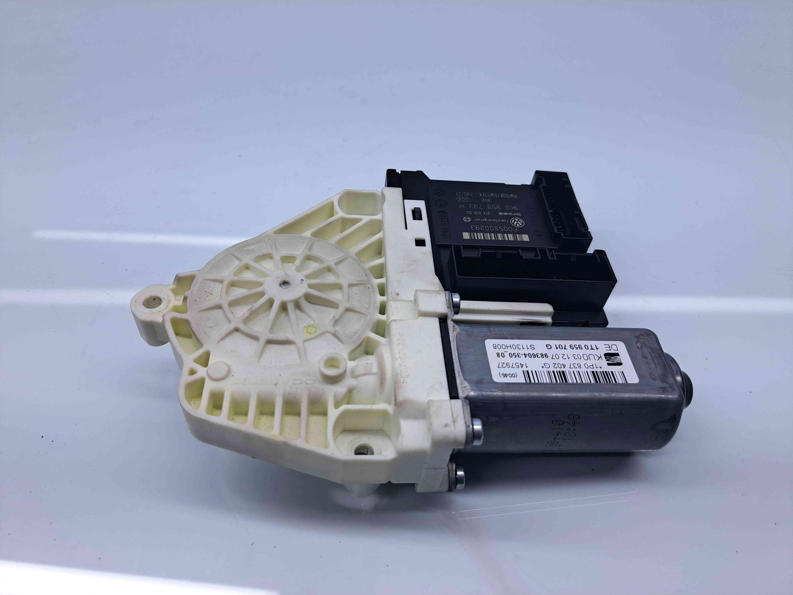 Motoras geam dreapta fata Seat Leon (1P1) FR [Fabr 2005-2011] 1T0959701 - imagine 4