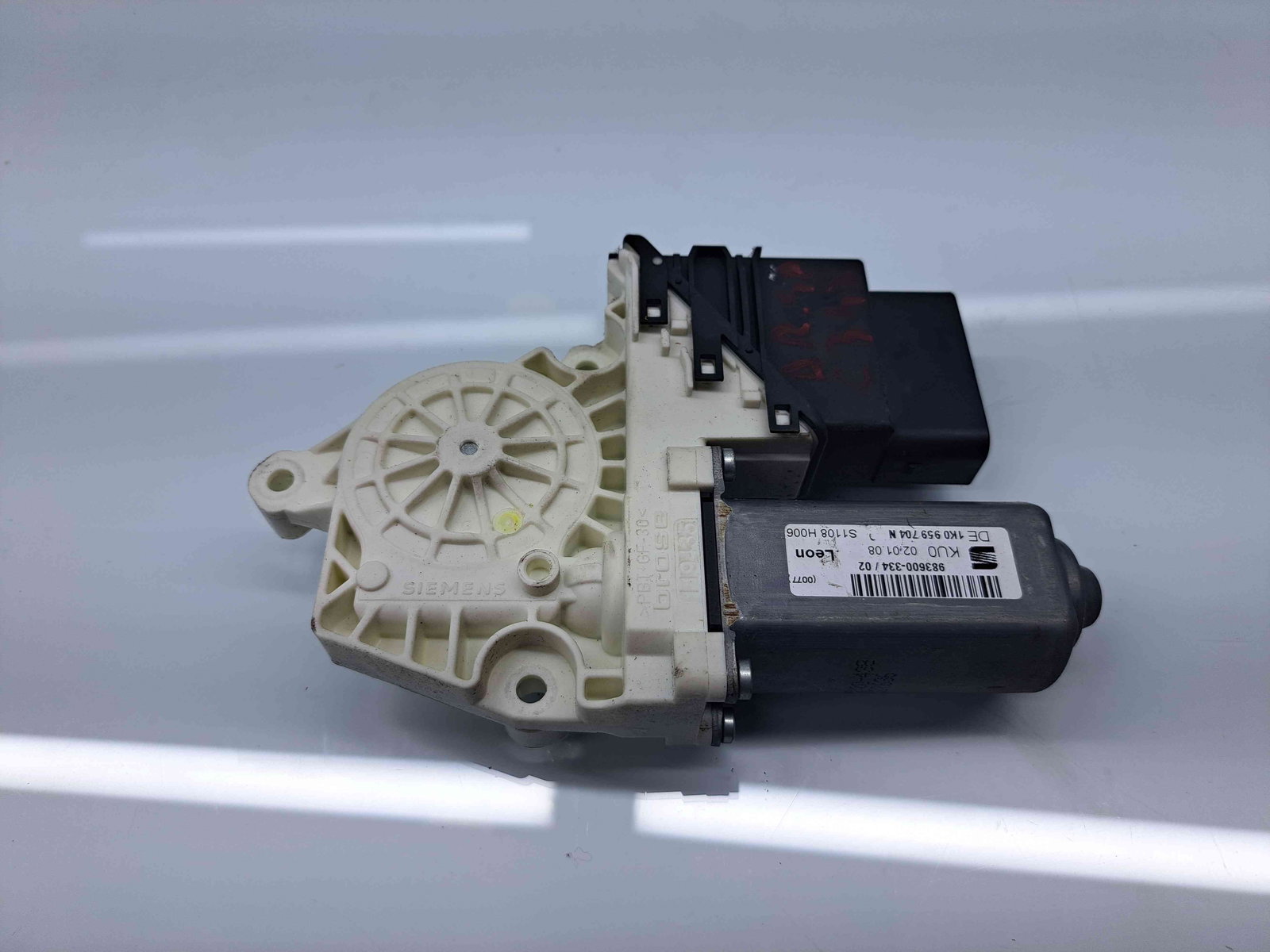 Motoras geam dreapta spate Seat Leon (1P1) FR [Fabr 2005-2011] 1K0959704 - imagine 3