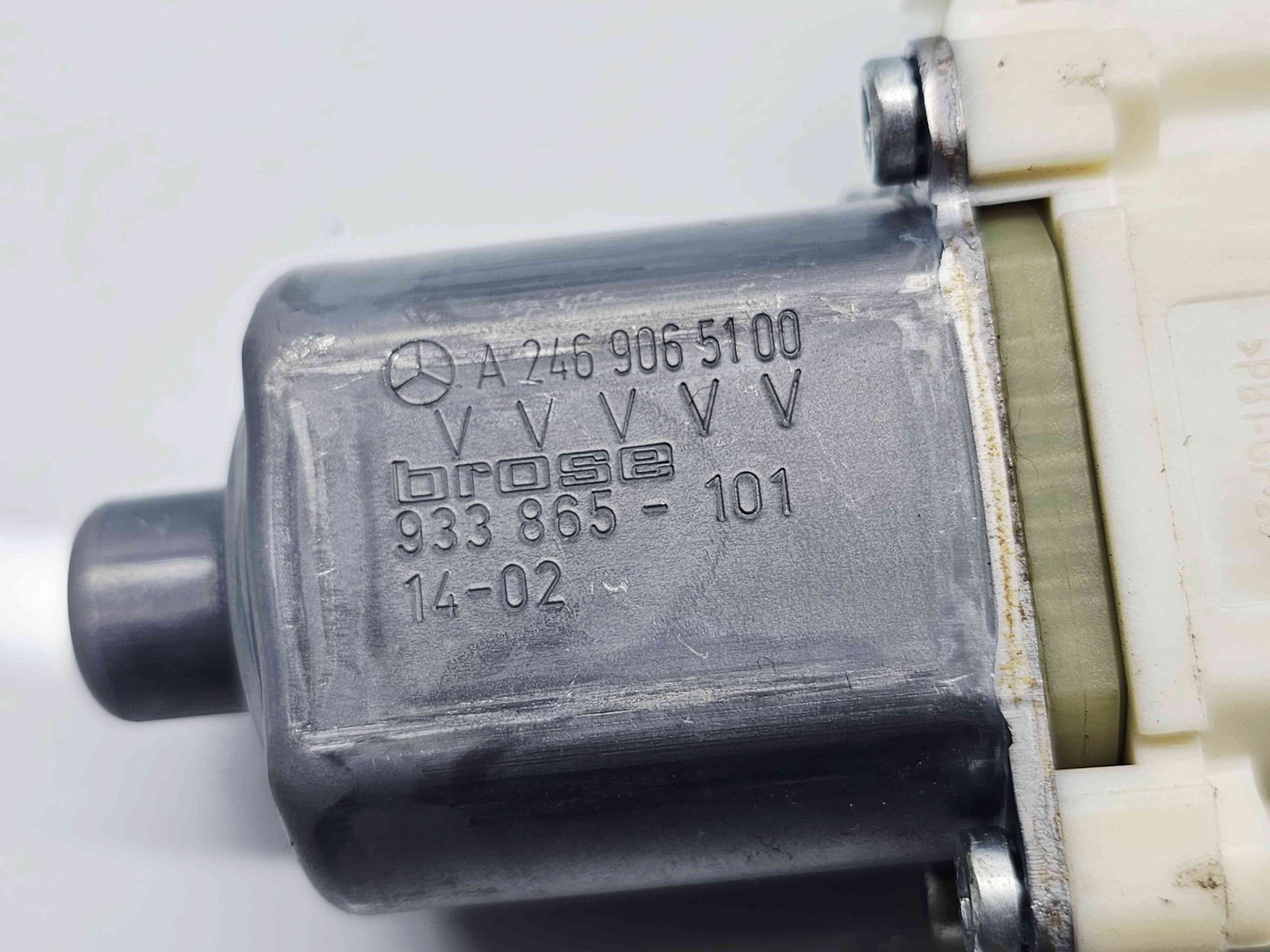 Motoras geam stanga fata Mercedes Clasa A (W176) [Fabr 2012-2018] A2469065100 - imagine 5