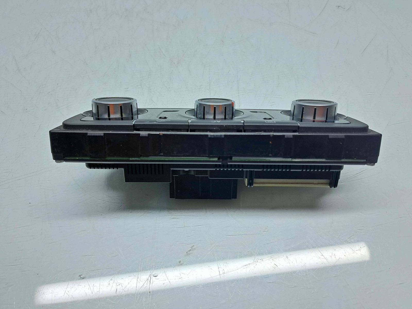 Panou comanda clima Volkswagen Golf 6 (5K1) [Fabr 2009-2013] 3C8907336AB - imagine 2