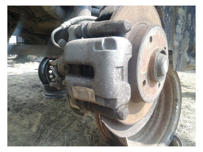 Etrier stanga fata Peugeot 308 SW 1.6 HDI OEM 2007-2013
