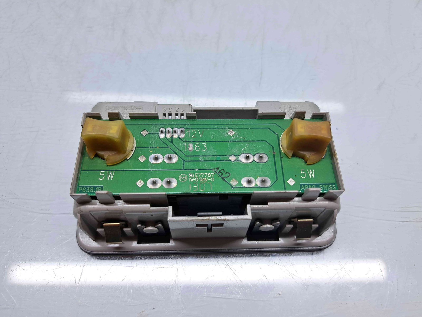 Plafoniera spate Audi Q7 (4LB) [Fabr 2006-2014] 4L0947124A - imagine 2