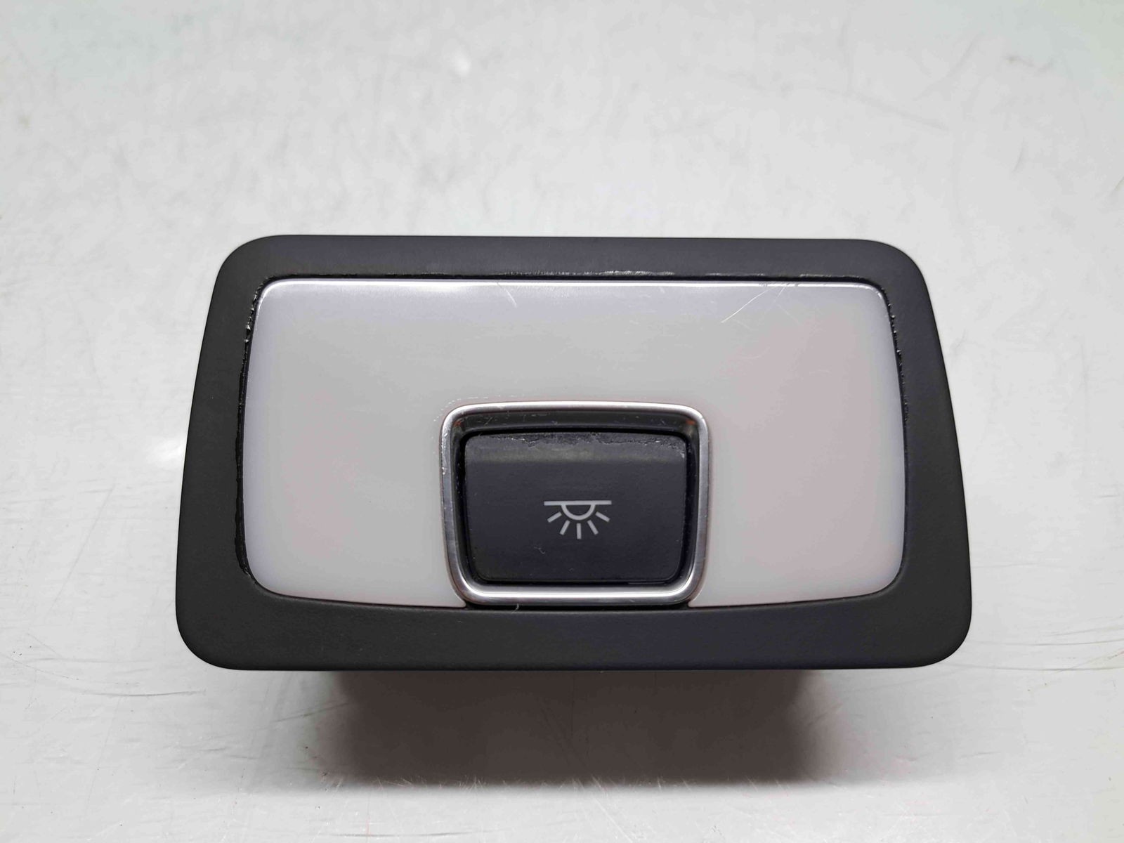 Plafoniera spate AUDI A6 (4F2, C6) [Fabr 2004-2010] 4L0947124A - imagine 1