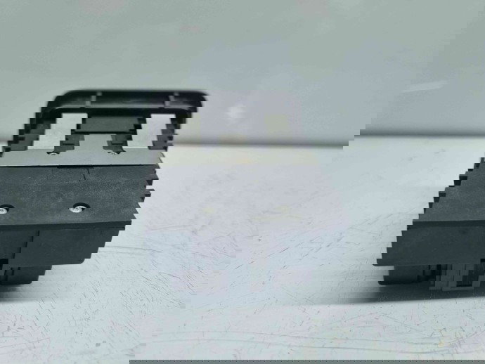  Buton frana de mana  Mercedes Clasa B (W246) [Fabr 2011-2018] A2469050451