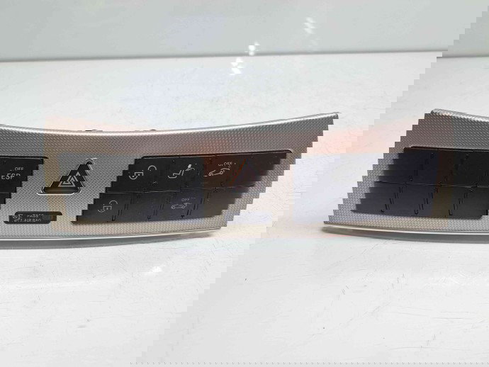  Butoane comenzi consola centrala Mercedes Clasa CLK (C209) [Fabr 2002-2009] A2096890031