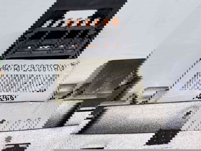  Buton avarii Hyundai ix35 (LM) [Fabr 2010-2017] 84740-2S350TAN