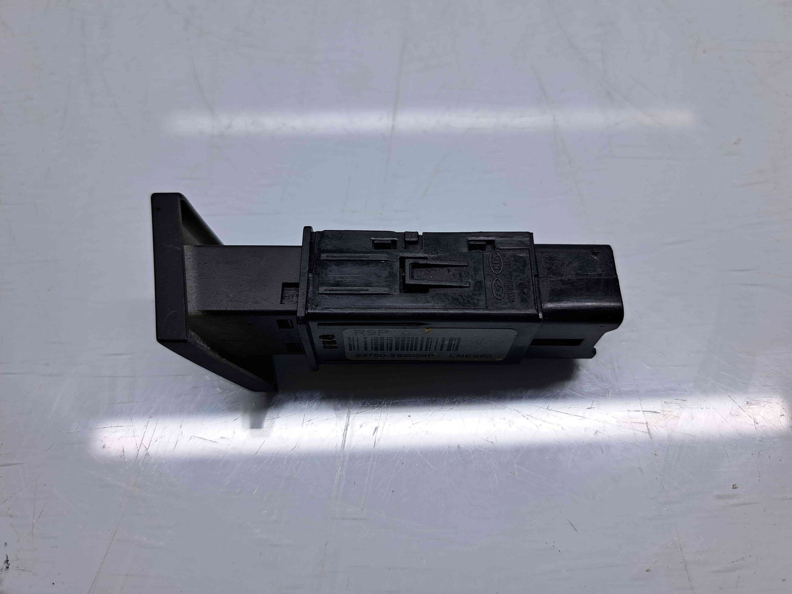 Buton ESP Hyundai ix35 (LM) [Fabr 2010-2017] 93750-2S8009P - imagine 2