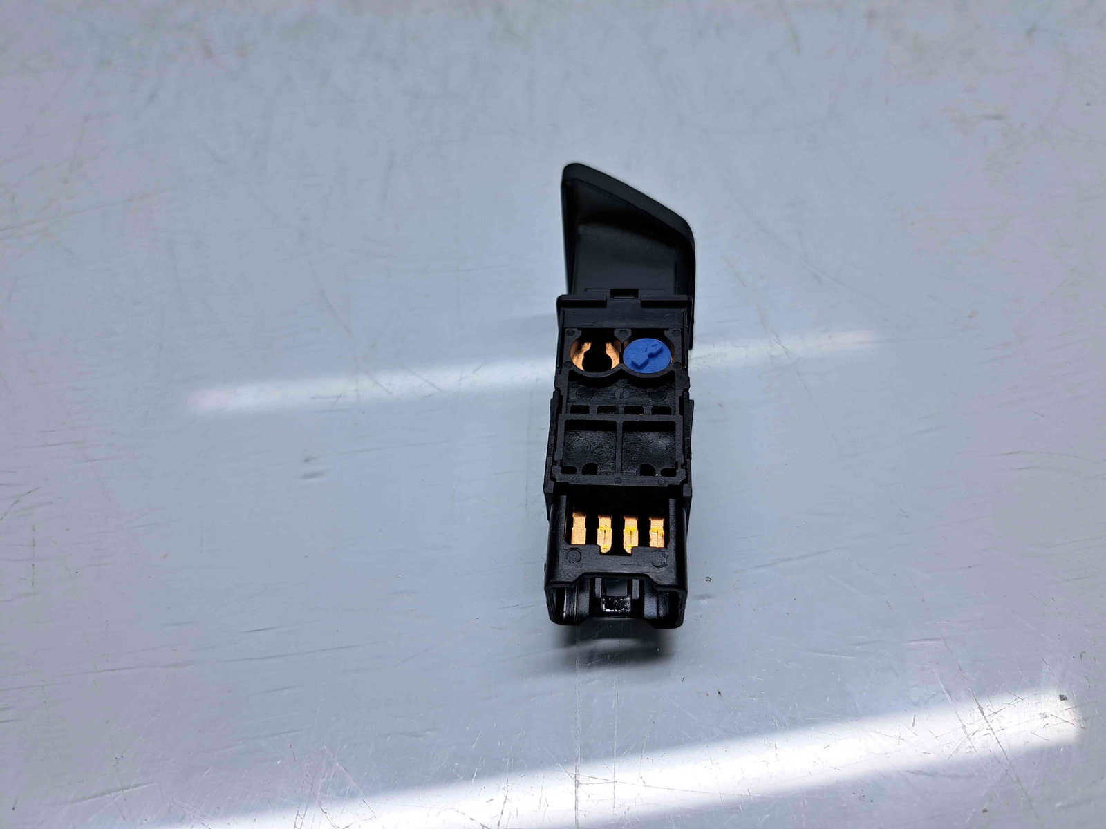 Buton ESP Hyundai ix35 (LM) [Fabr 2010-2017] 93750-2S8009P - imagine 4