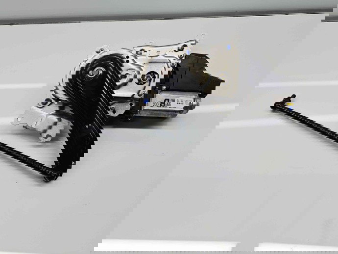 Motoras deschidere haion stanga MITSUBISHI Outlander III [Fabr 2012-2014] 427110 10670