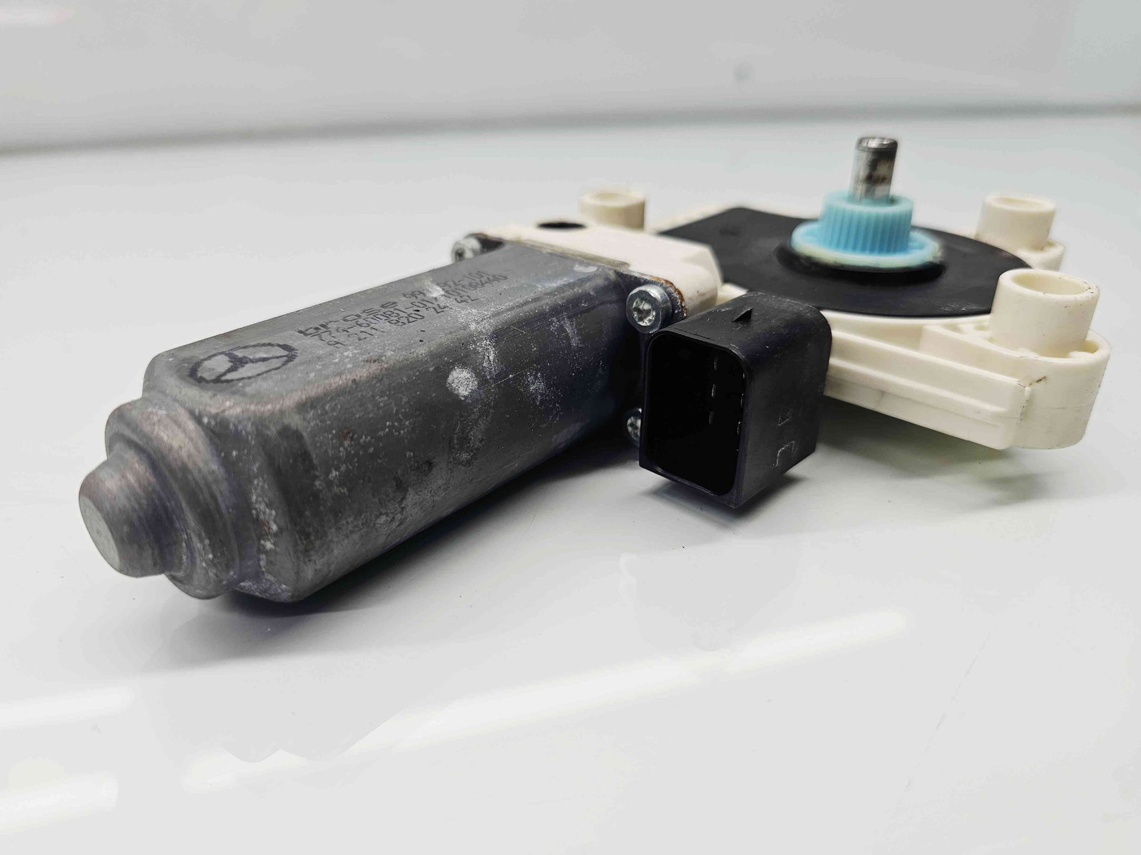 Motoras geam dreapta spate Mercedes Clasa E T-Model (S211) [Fabr 2003-2009] Facelift A2118202442 - imagine 2