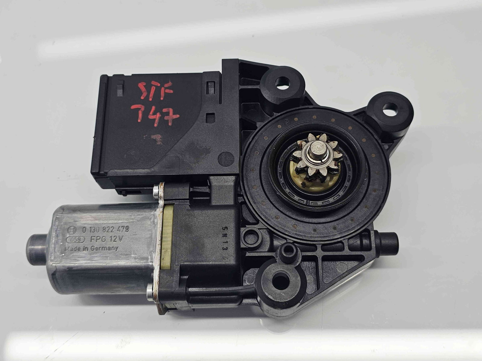 Motoras geam stanga fata Renault Scenic 3 [Fabr 2009-2015] 807311805R - imagine 1