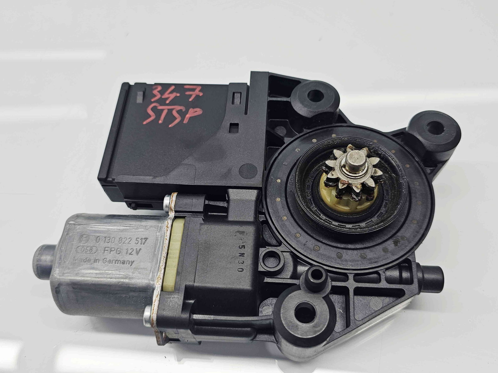 Motoras geam stanga spate Renault Scenic 3 [Fabr 2009-2015] 827310166R - imagine 1