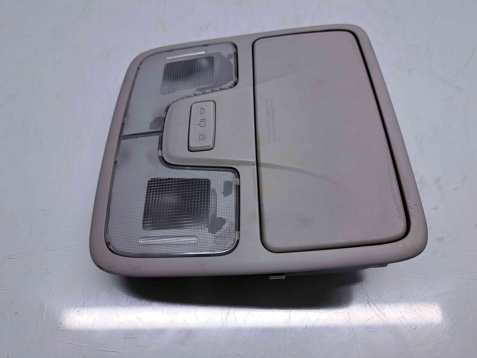 Plafoniera fata Hyundai ix35 (LM) [Fabr 2010-2017] OEM - imagine 1