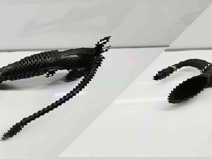 Tub admisie aer Bmw 1 (F20) [Fabr 2011-2017] 586509 10 2.0 N47N 105KW / 143CP