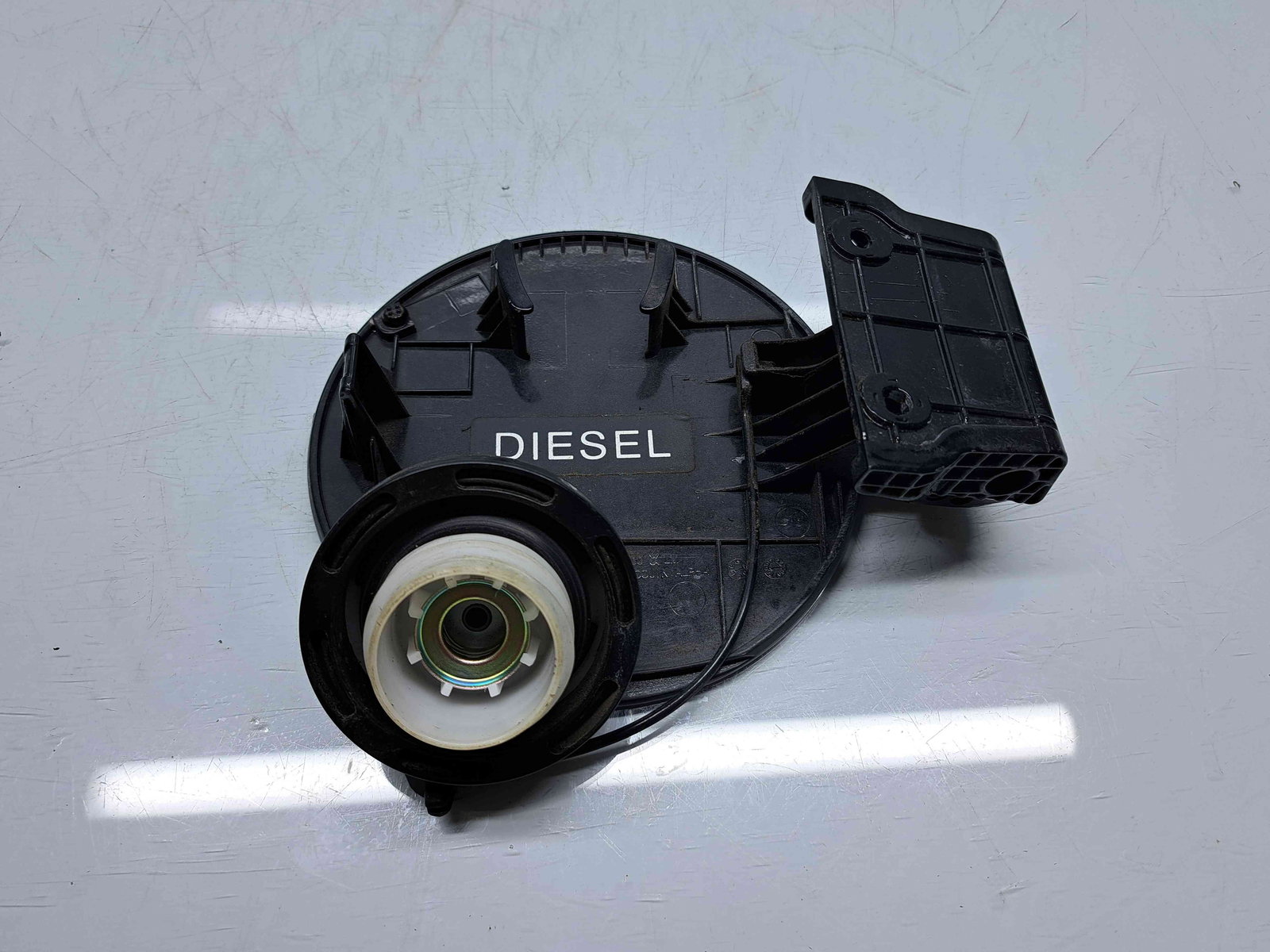 Capac rezervor Hyundai ix35 (LM) [Fabr 2010-2017] 1K BLACK PEARL - imagine 2