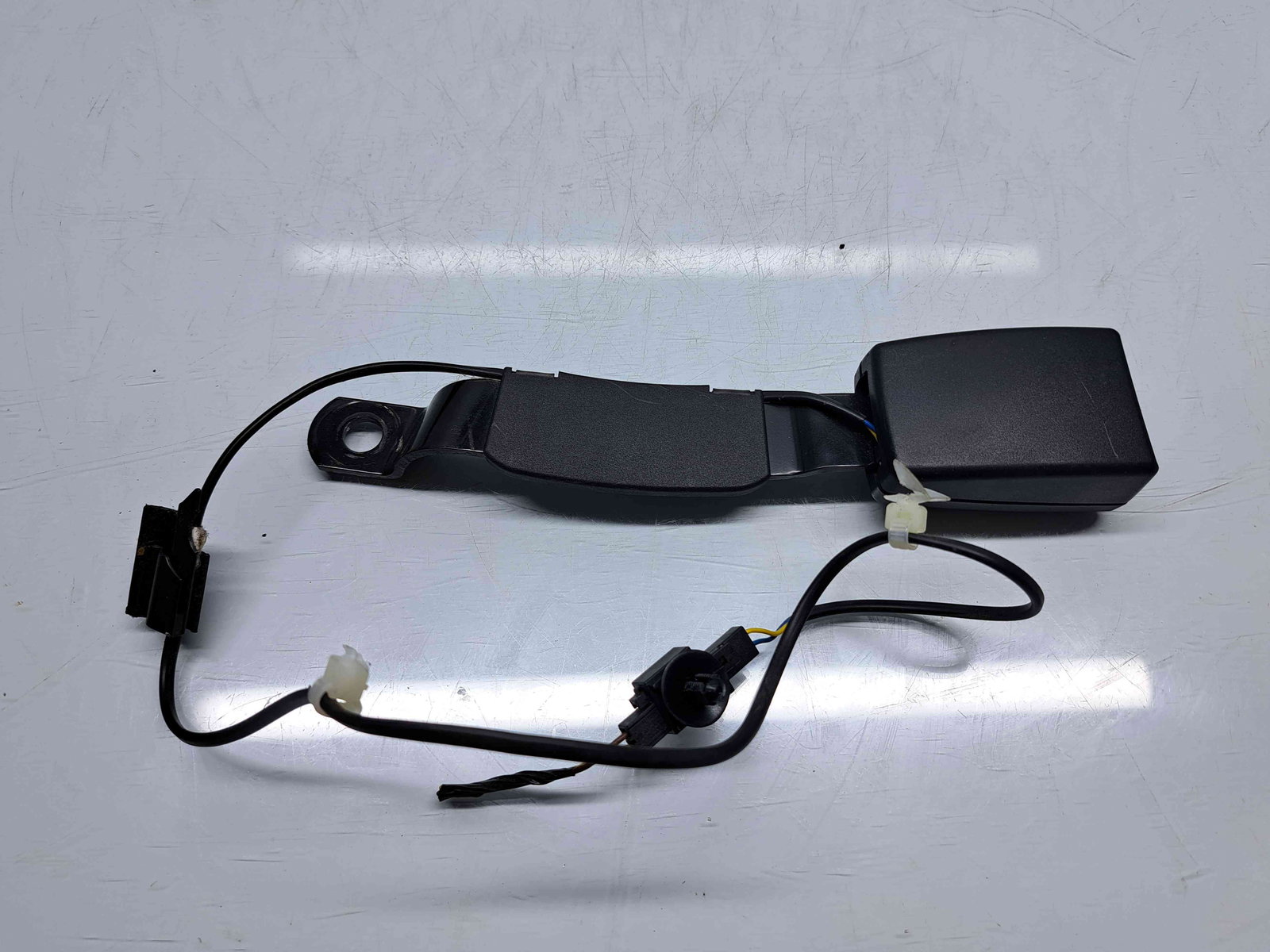 Capsa centura dreapta fata Seat Ibiza 5 (6J5) [Fabr 2008-2017] 6R0857756B - imagine 3