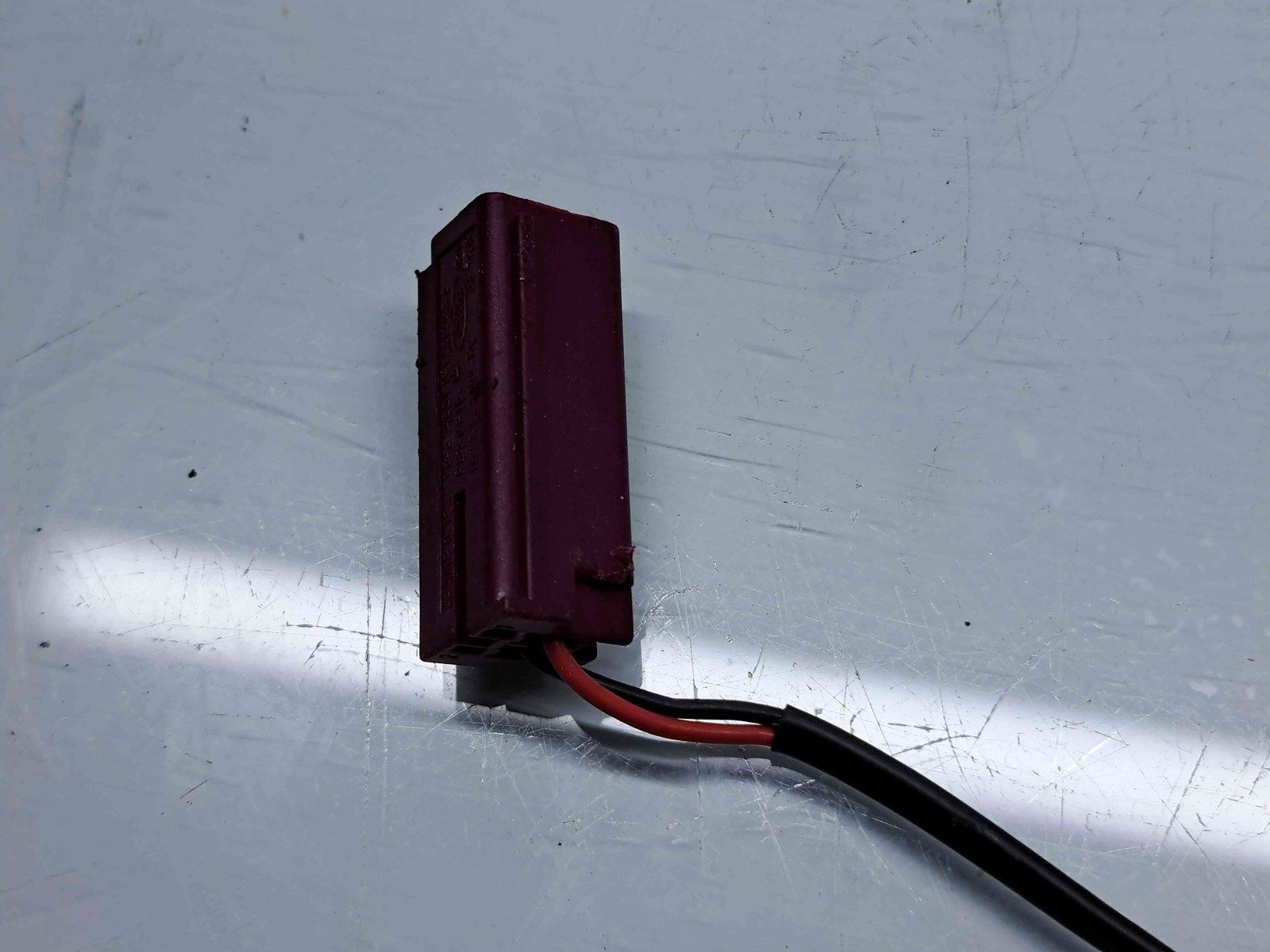 Capsa centura stanga fata Ford Fiesta 6 [Fabr 2008-2019] 8V51-B61208-AG - imagine 4