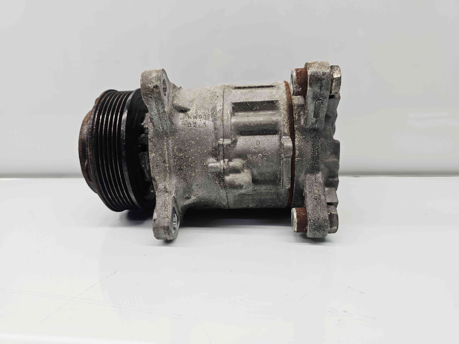 Compresor clima Bmw 1 (F20) [Fabr 2011-2017] 9223694-05 2.0 N47N 105KW / 143CP - imagine 5