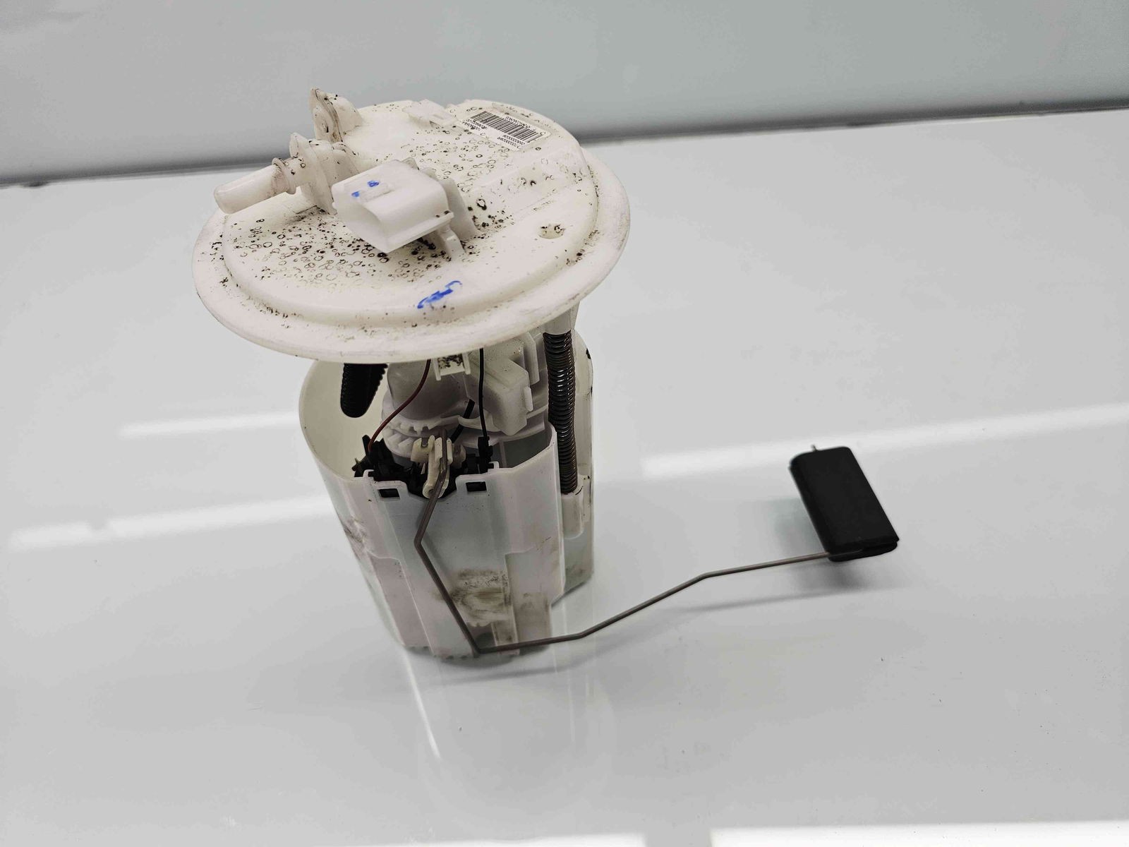 Pompa combustibil Renault Scenic 3 [Fabr 2009-2015] 172020029R 1.6 B K4M848 74KW / 101CP - imagine 1