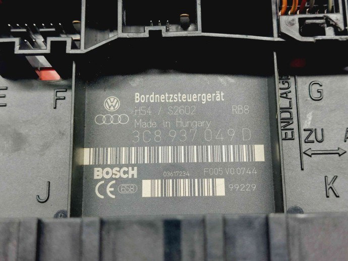  Modul confort  Volkswagen Golf 5 (1K1) [Fabr 2004-2008] 3C8937049D
