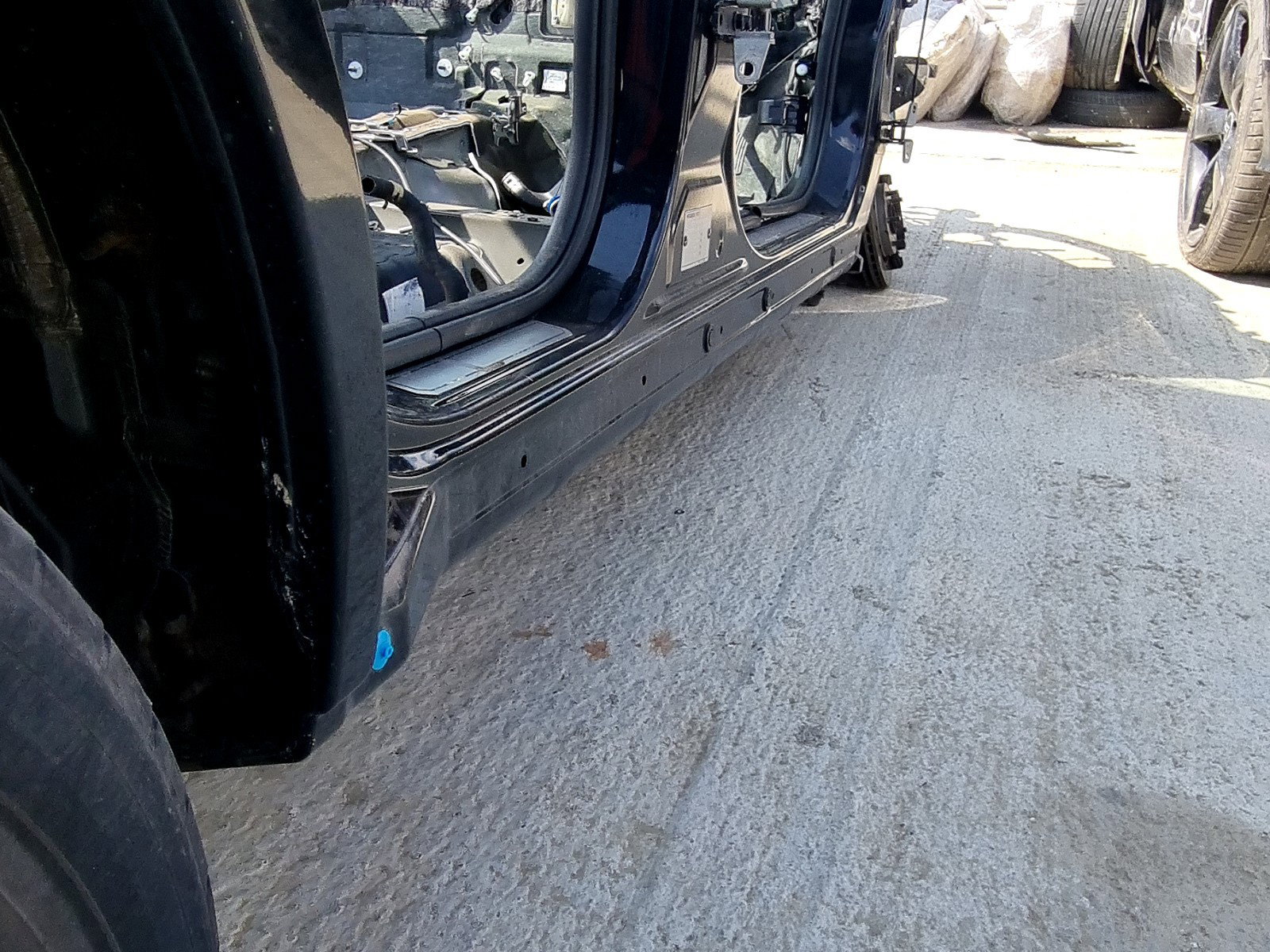 Prag lateral dreapta MITSUBISHI Outlander III [Fabr 2012-2014] 2.0 Hibrid 4B11 149KW / 203CP - imagine 2